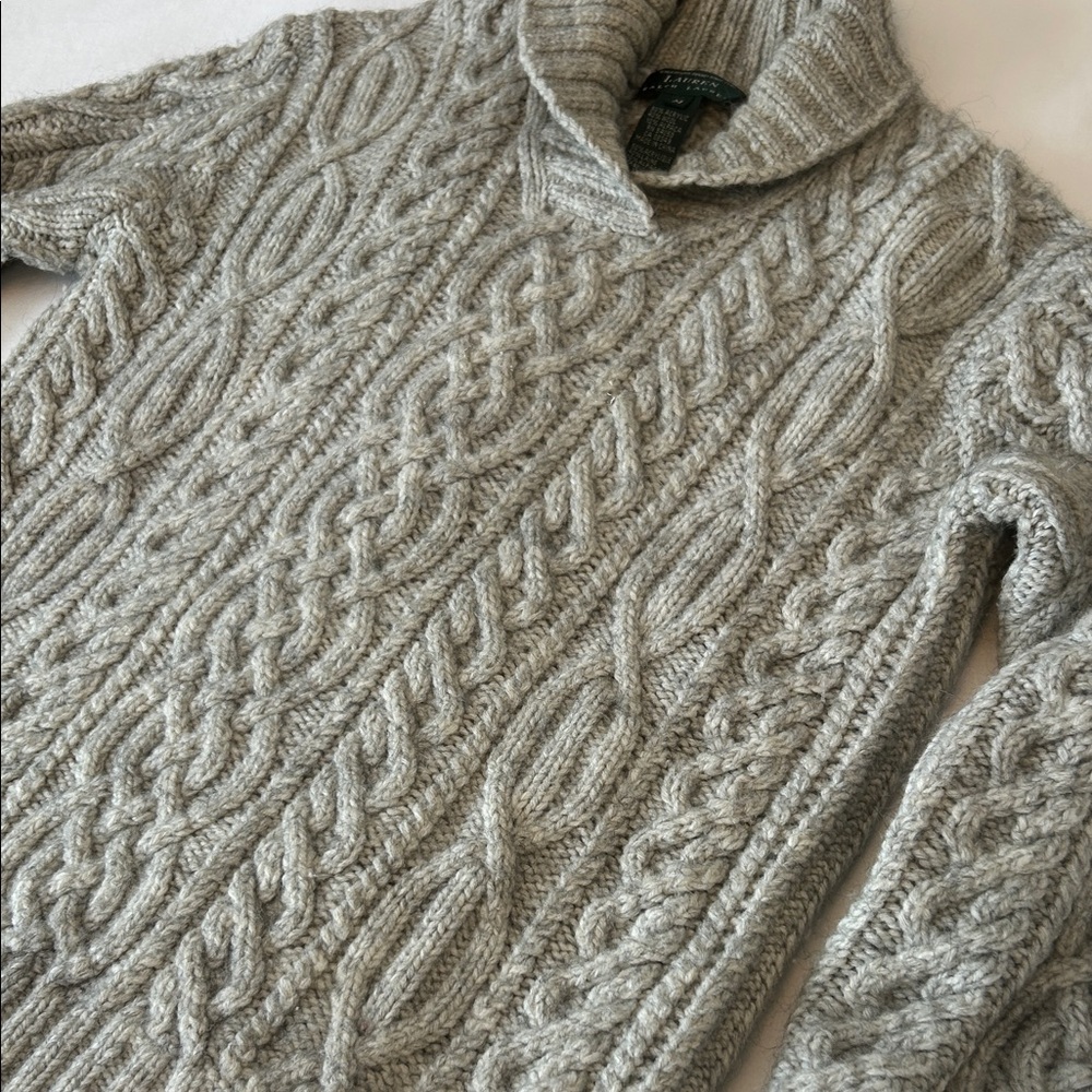 Lauren Ralph Lauren Women's Cable Knit Turtleneck Sweater in Gray M - Picture 3 of 5